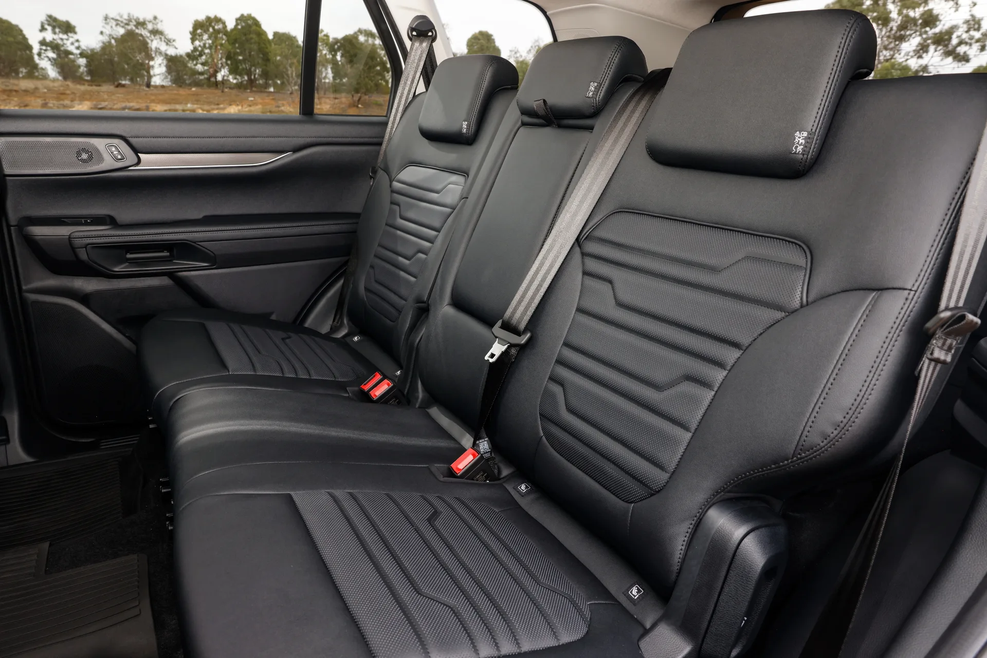 Ford Everest Active