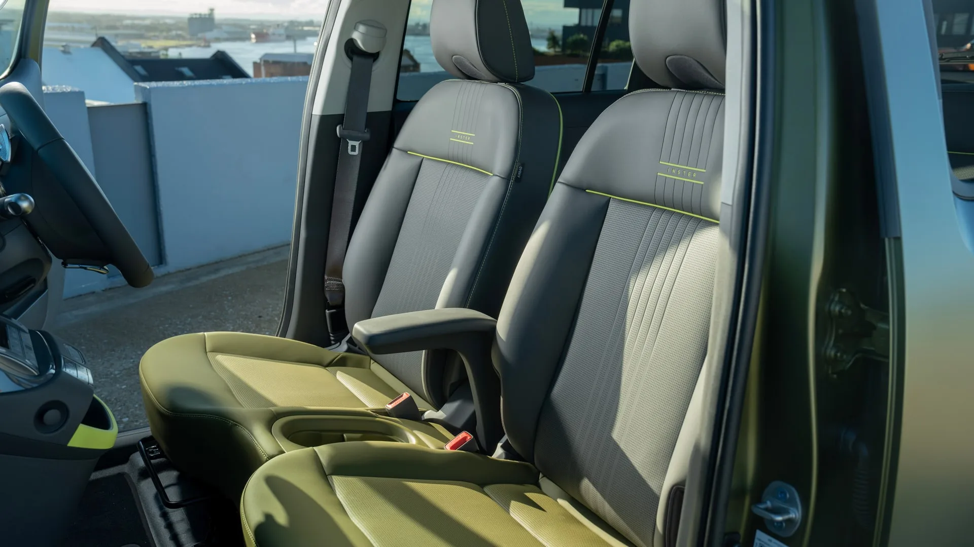 Hyundai Inster Base