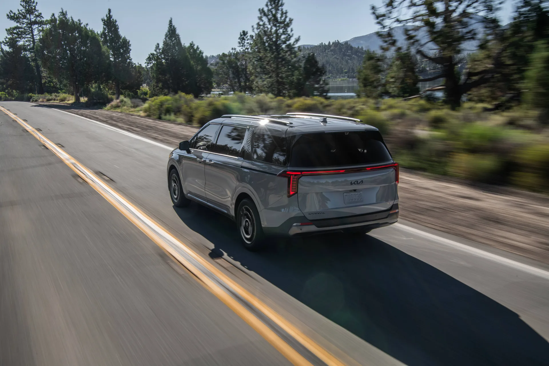 Kia Carnival S