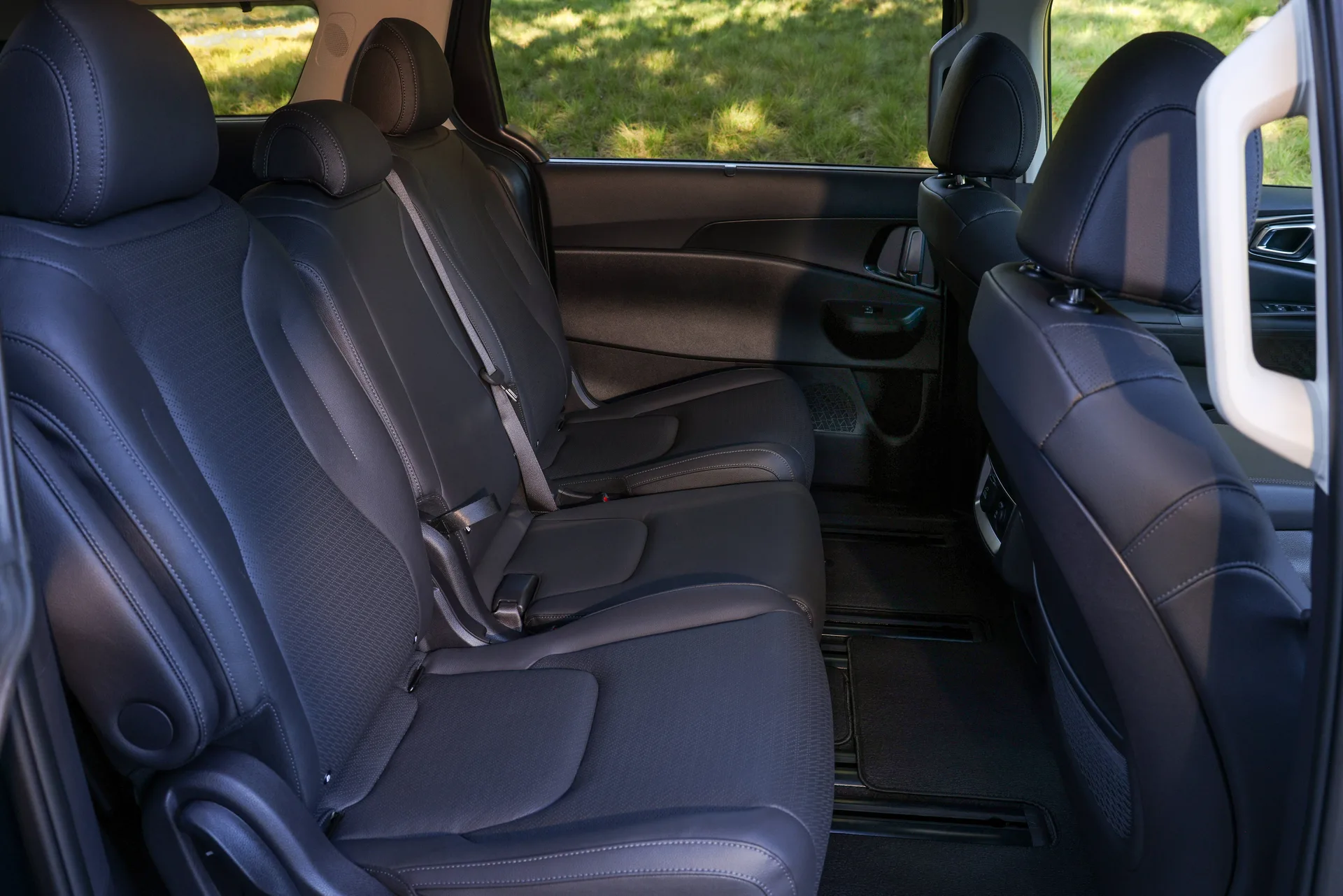 Kia Carnival S