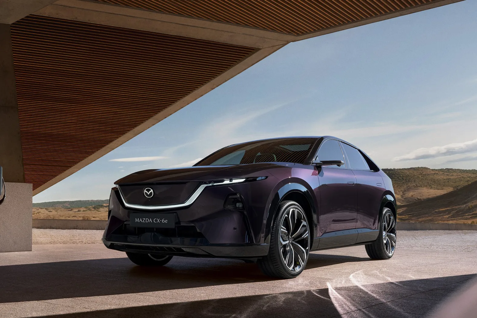 Mazda CX-6e