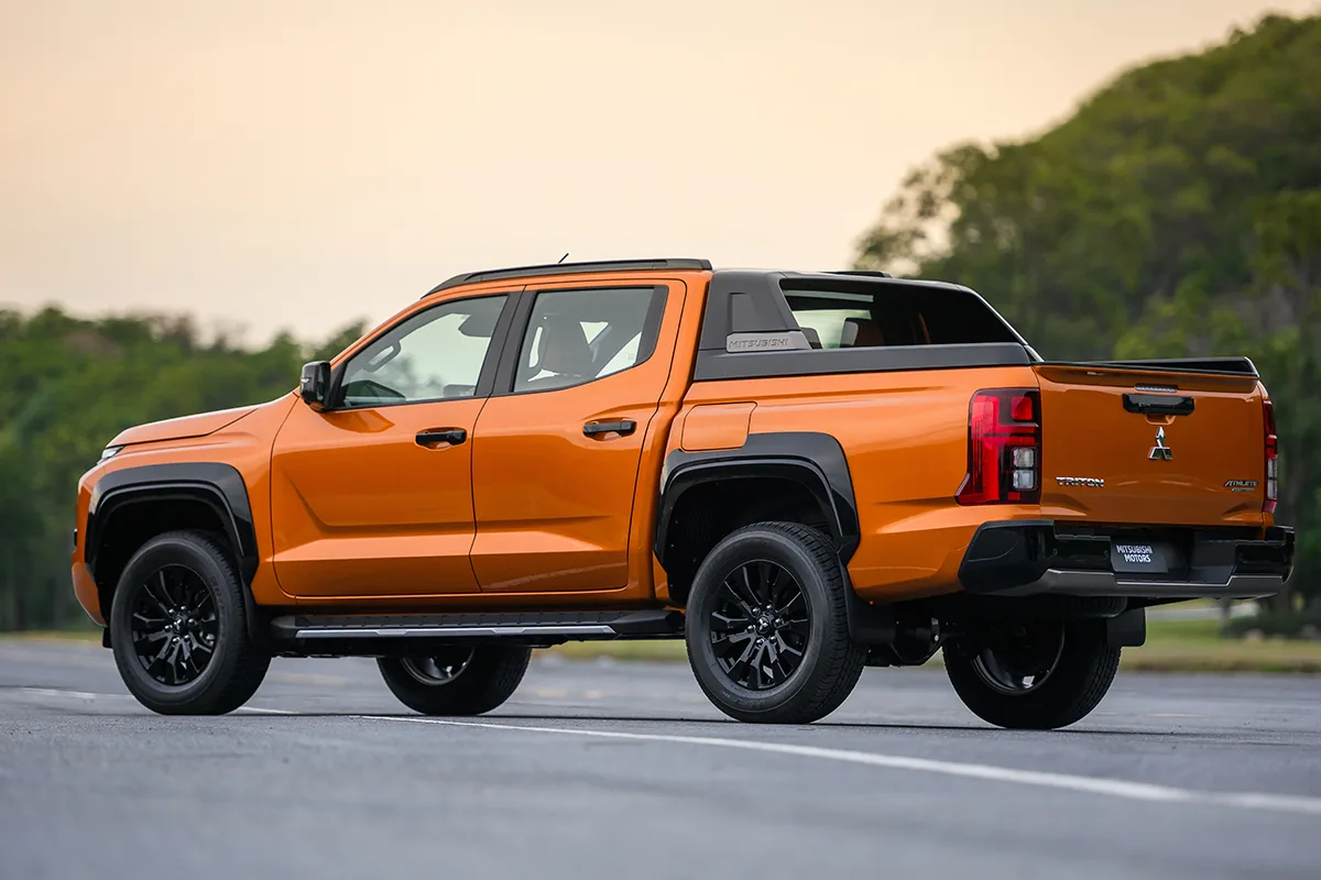Mitsubishi Triton GLX