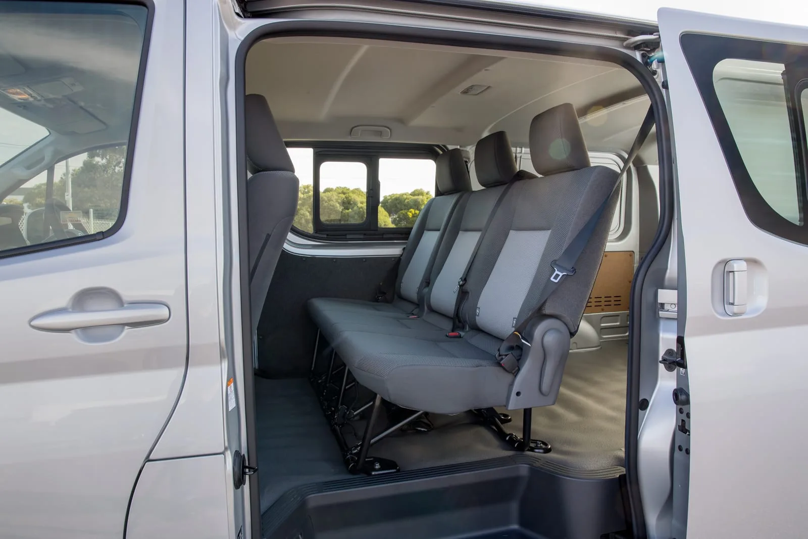 Toyota HiAce LWB Van