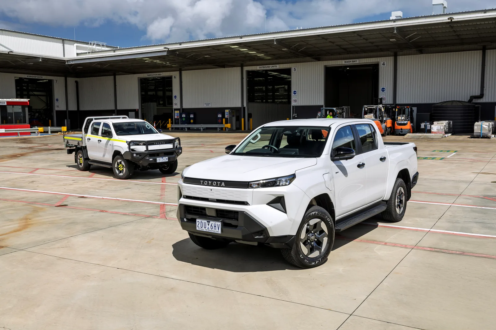 Toyota HiLux BEV SR