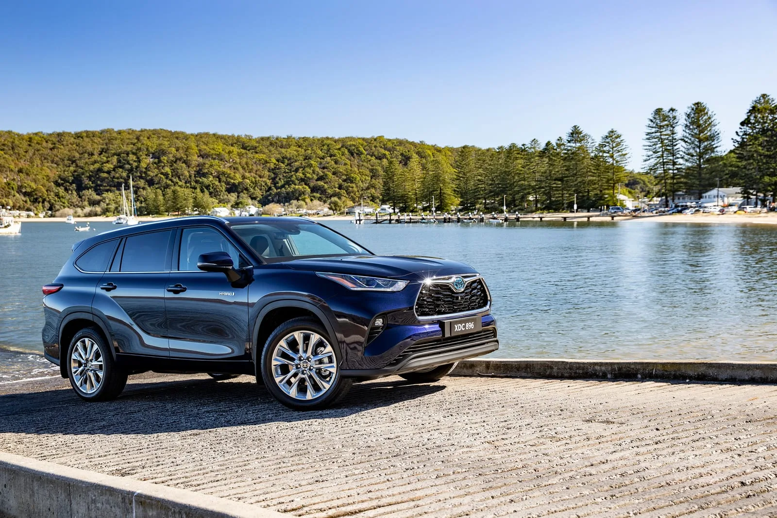 Toyota Kluger GX