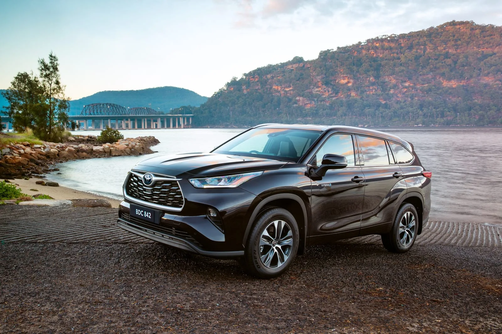 Toyota Kluger GX