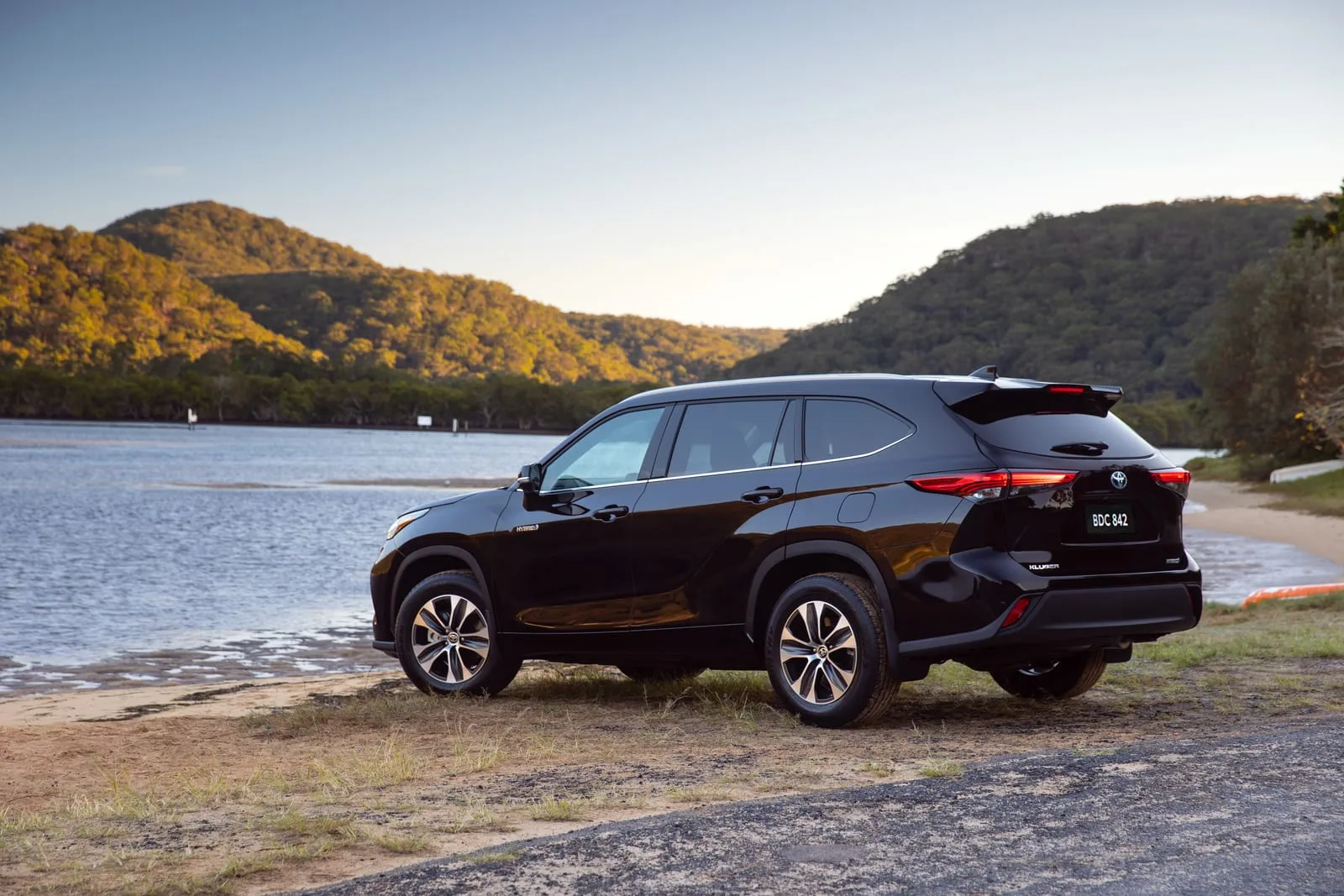 Toyota Kluger GX