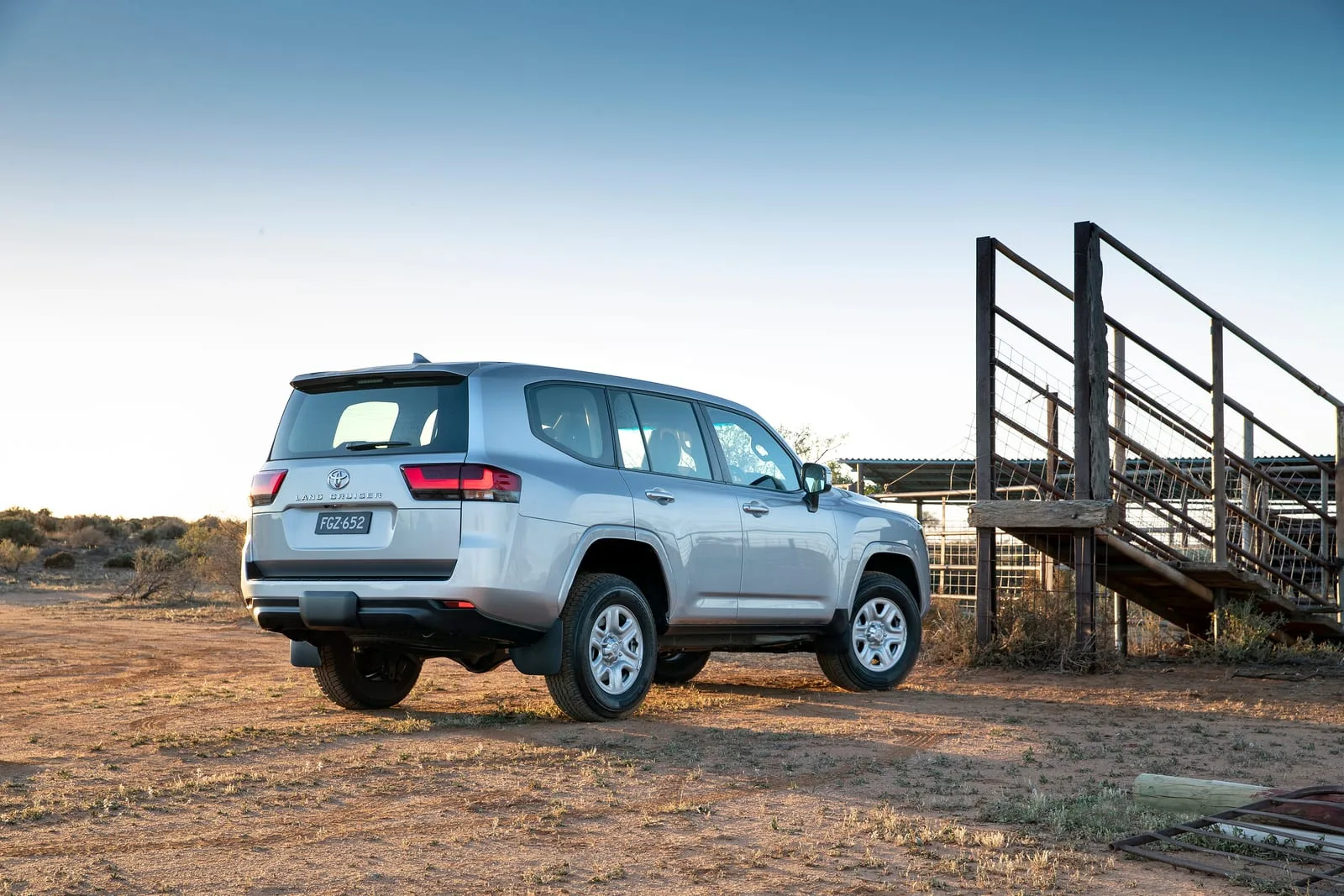 Toyota LandCruiser 300 GX