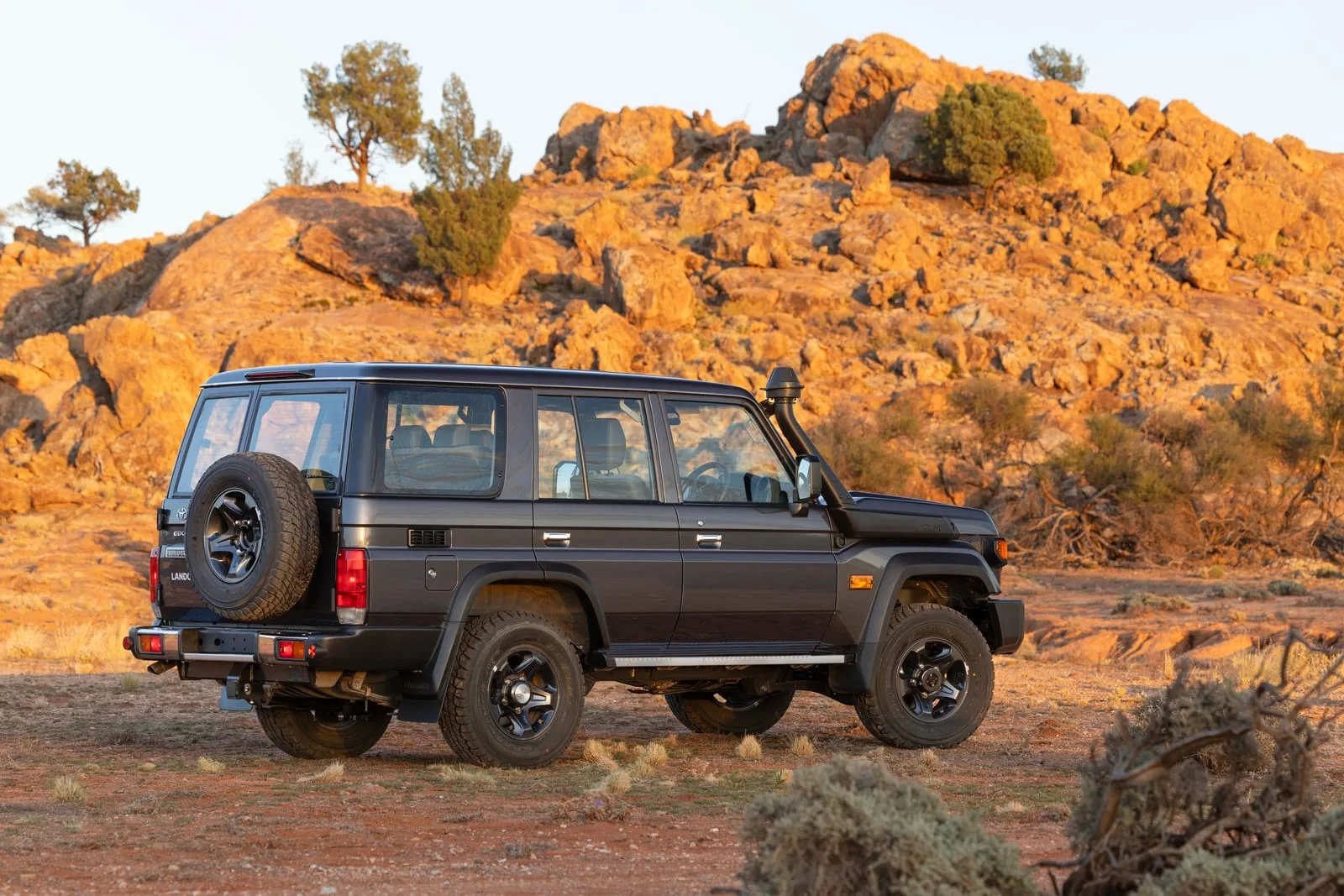 Toyota LandCruiser 70 WorkMate