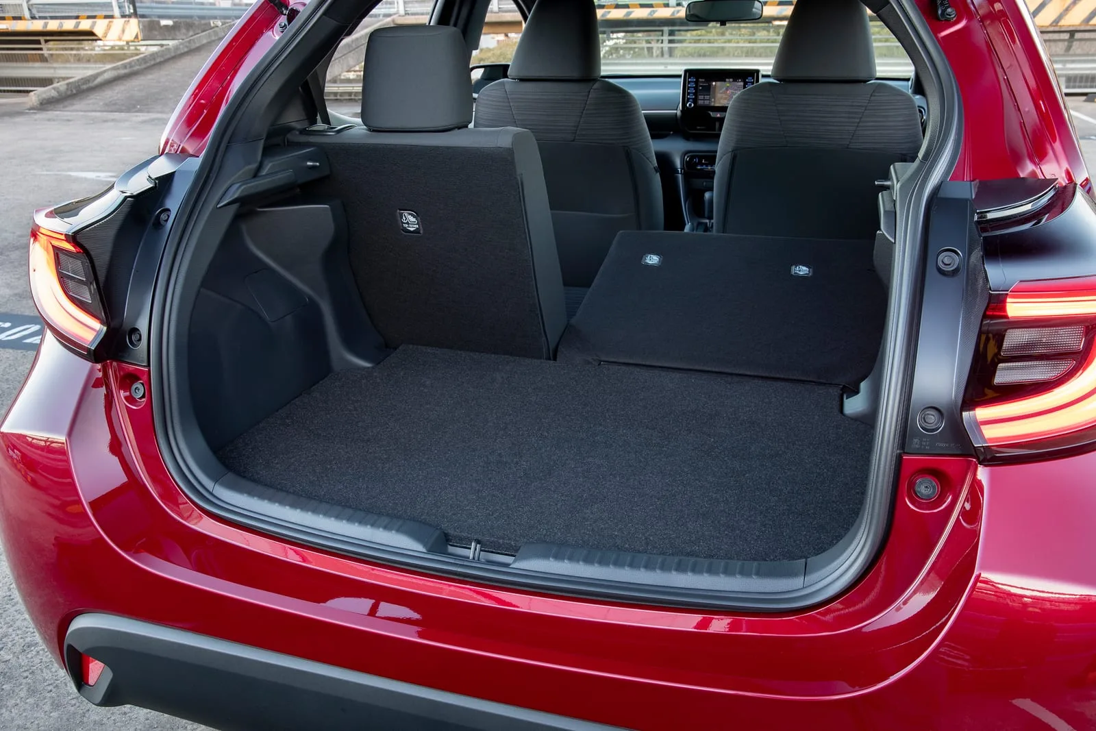 Toyota Yaris Ascent Sport